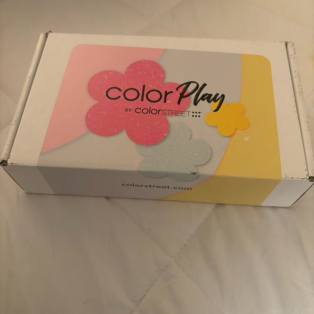 Color Street June Subscription Box Comfy & Fluffy - Picture 2 of 2